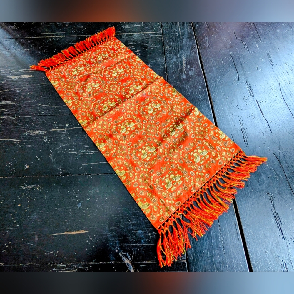 Tatsumura Art Textiles 100% Silk Vase Mat Luxury Woven Brocade Vibrant Lush